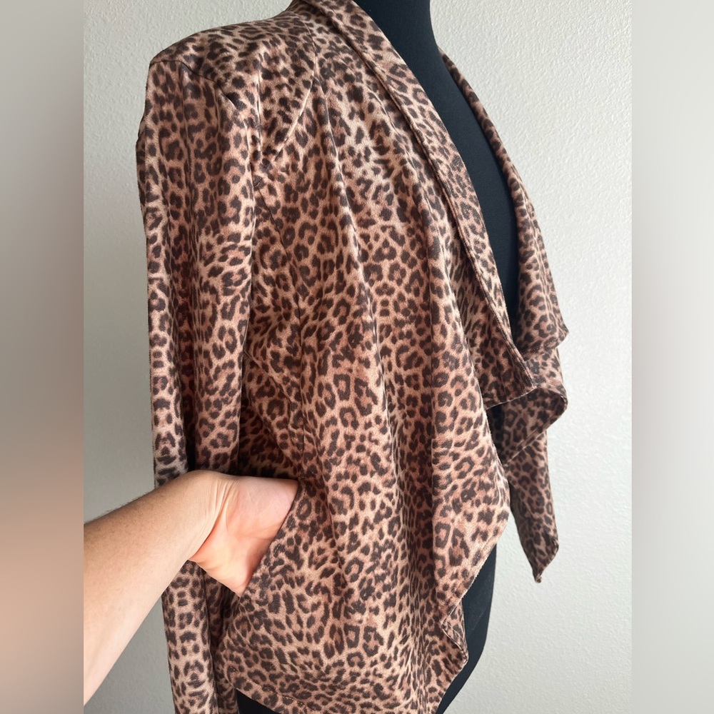 NWOT BB Dakota Faux Suede Leopard Print Blazer - Picture 5 of 11